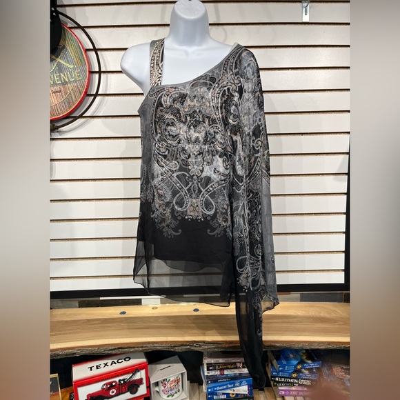 One World one-shoulder blouse size small - Picture 2 of 9